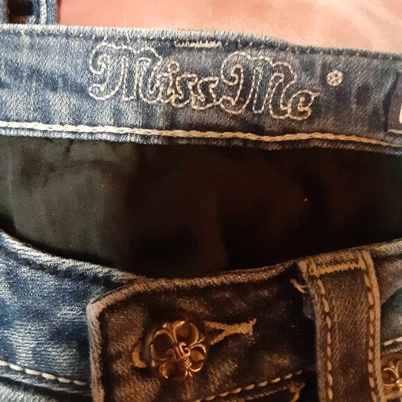 Miss Me Jeans 28 Skinny Straight Leg - Picture 5 of 5